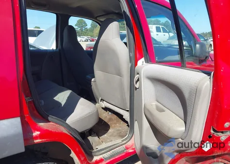 2002 Jeep Liberty Sport из США, поврежденный, VIN 1J4GL48K42W229083